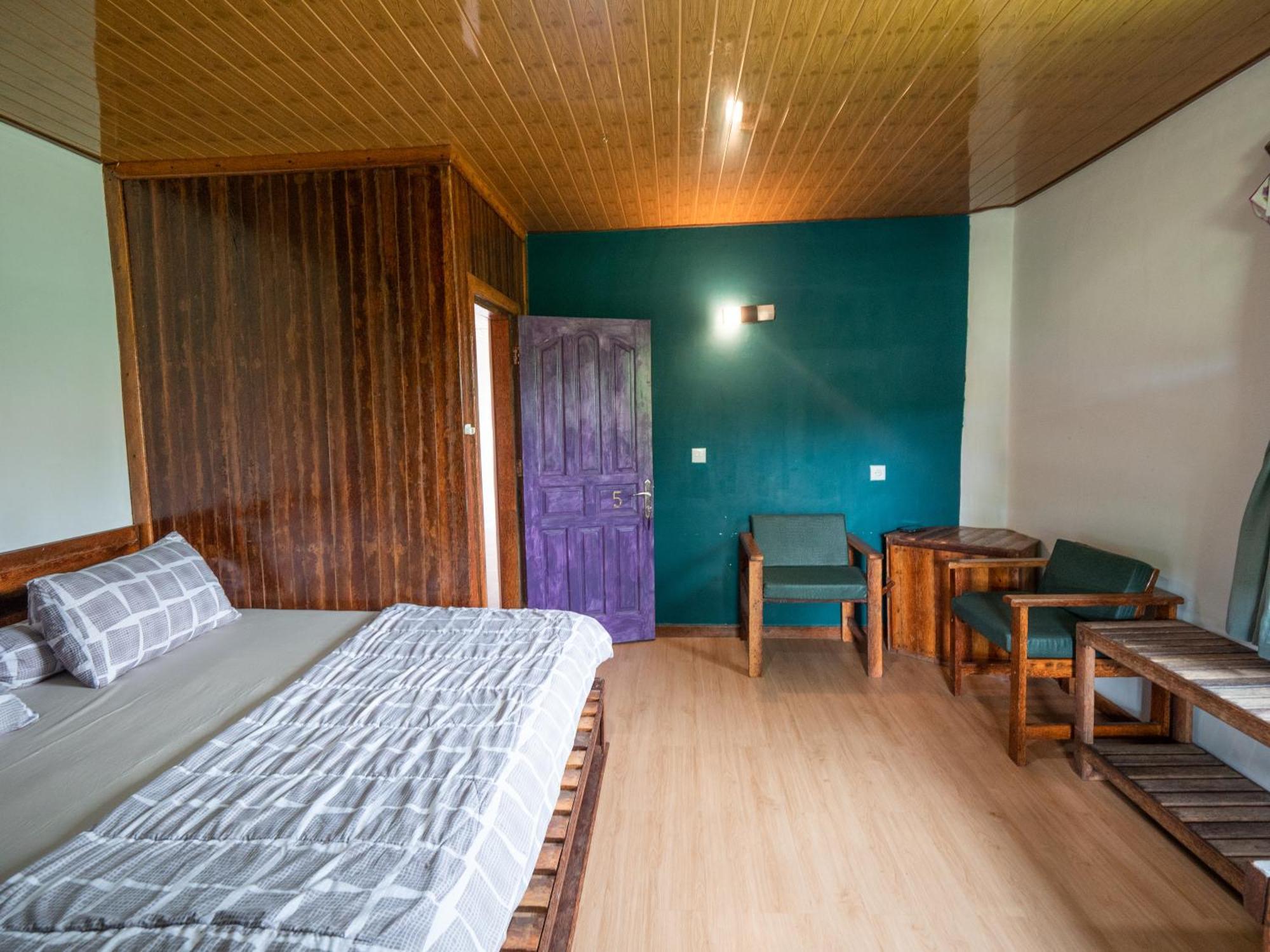 Jamburae Lodge Lagudri Rom bilde